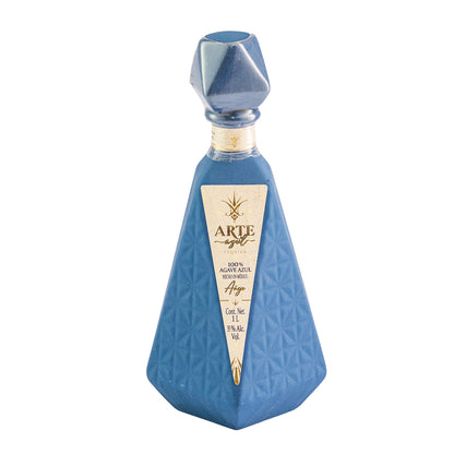 Tequila Artesanal Arte Azul Añejo 1 L.