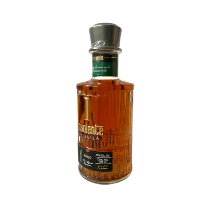 Tequila Insolente Añejo 700 ml