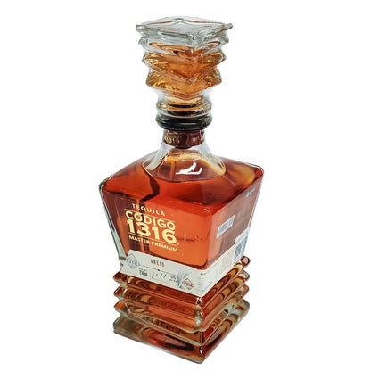 Tequila Código 1316 Añejo 750 ml